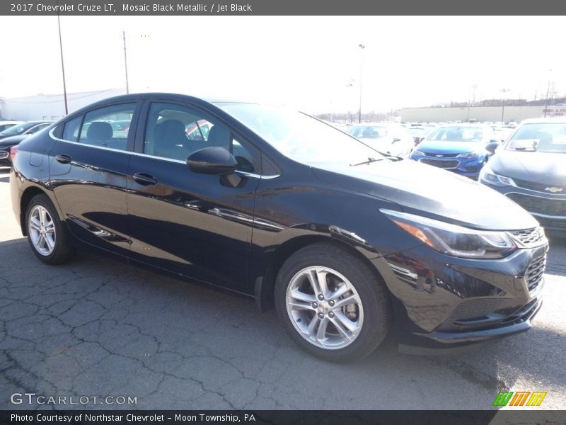 Mosaic Black Metallic / Jet Black 2017 Chevrolet Cruze LT