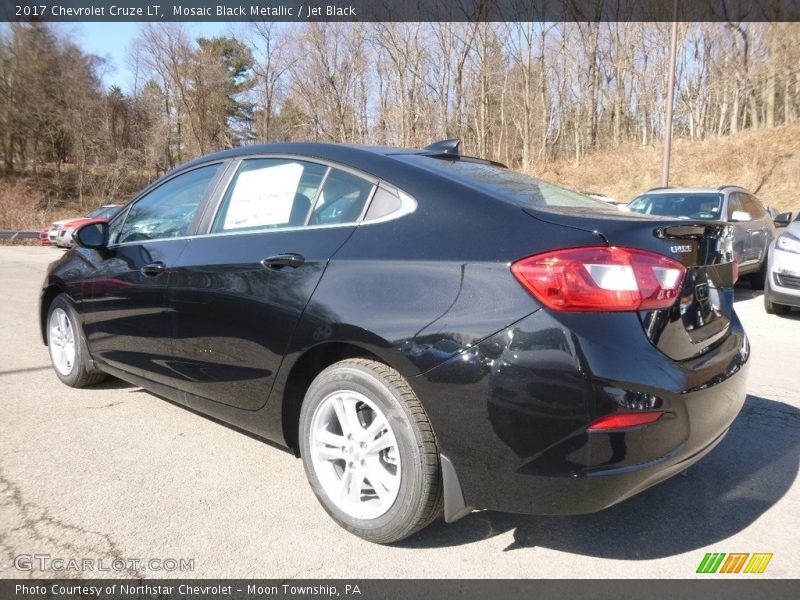 Mosaic Black Metallic / Jet Black 2017 Chevrolet Cruze LT