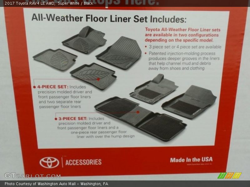 Super White / Black 2017 Toyota RAV4 LE AWD