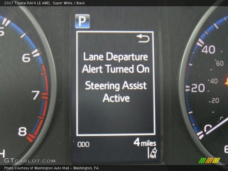 Super White / Black 2017 Toyota RAV4 LE AWD