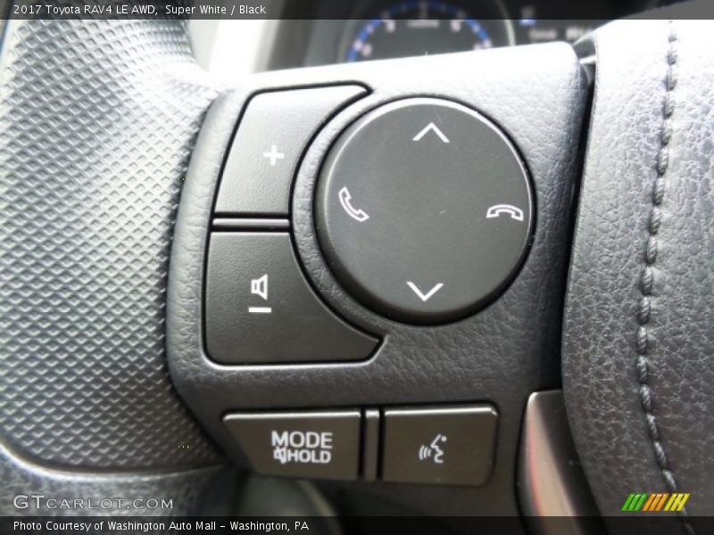 Super White / Black 2017 Toyota RAV4 LE AWD
