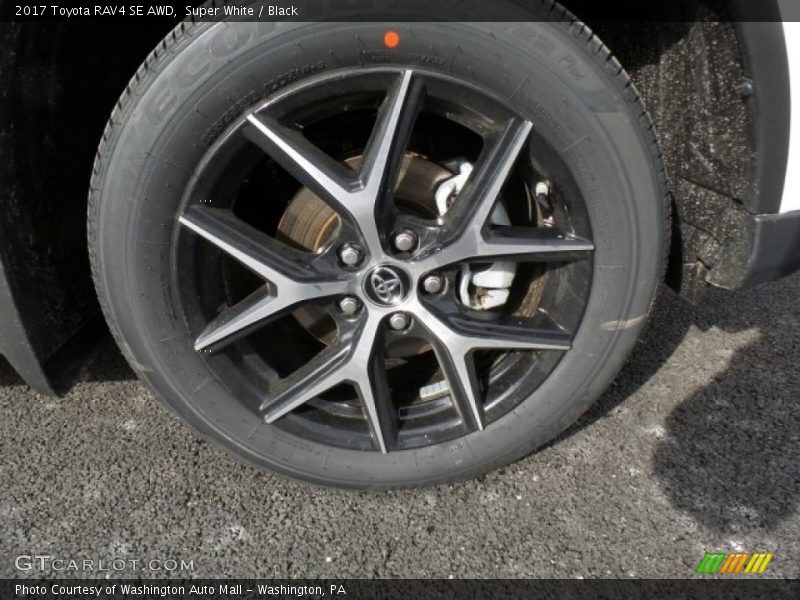  2017 RAV4 SE AWD Wheel
