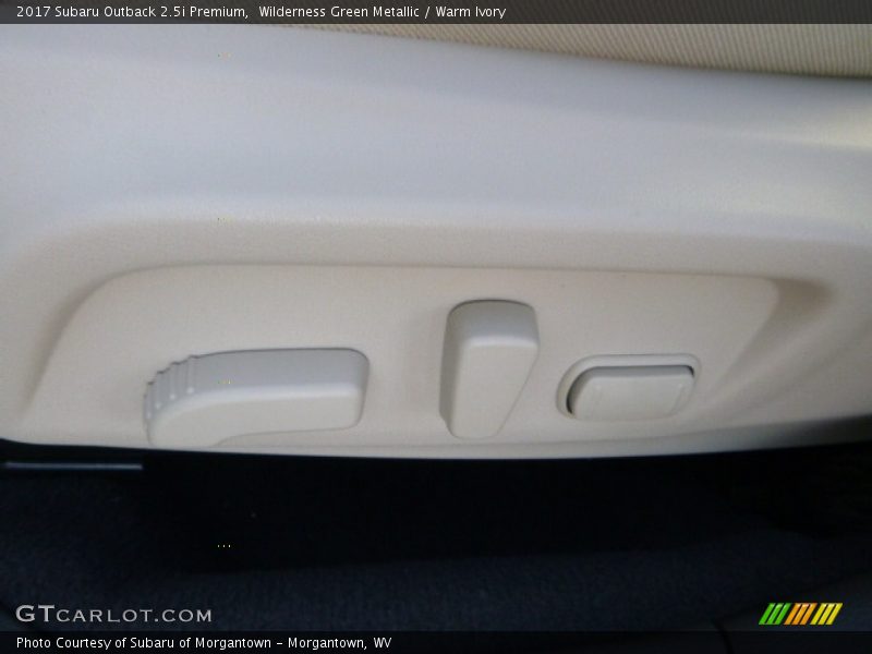 Wilderness Green Metallic / Warm Ivory 2017 Subaru Outback 2.5i Premium