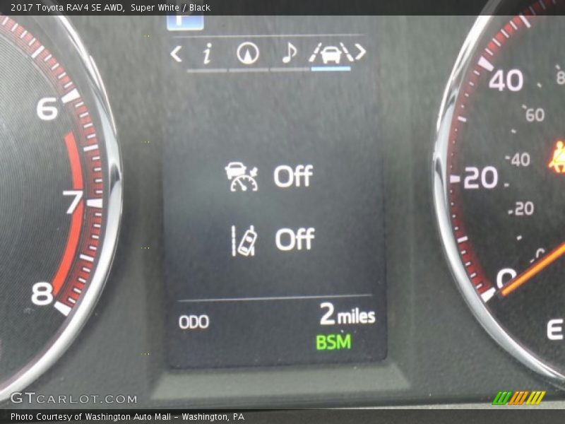 Super White / Black 2017 Toyota RAV4 SE AWD
