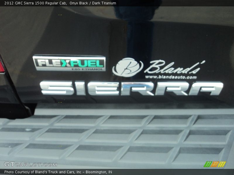 Onyx Black / Dark Titanium 2012 GMC Sierra 1500 Regular Cab