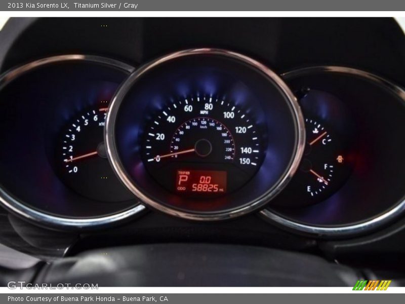 Titanium Silver / Gray 2013 Kia Sorento LX