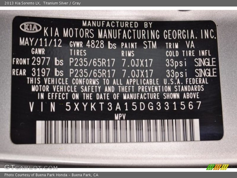Titanium Silver / Gray 2013 Kia Sorento LX