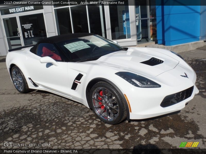 Arctic White / Adrenaline Red 2017 Chevrolet Corvette Grand Sport Convertible