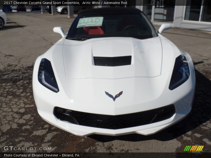 Arctic White / Adrenaline Red 2017 Chevrolet Corvette Grand Sport Convertible