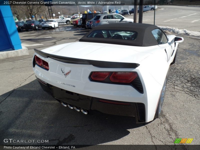 Arctic White / Adrenaline Red 2017 Chevrolet Corvette Grand Sport Convertible