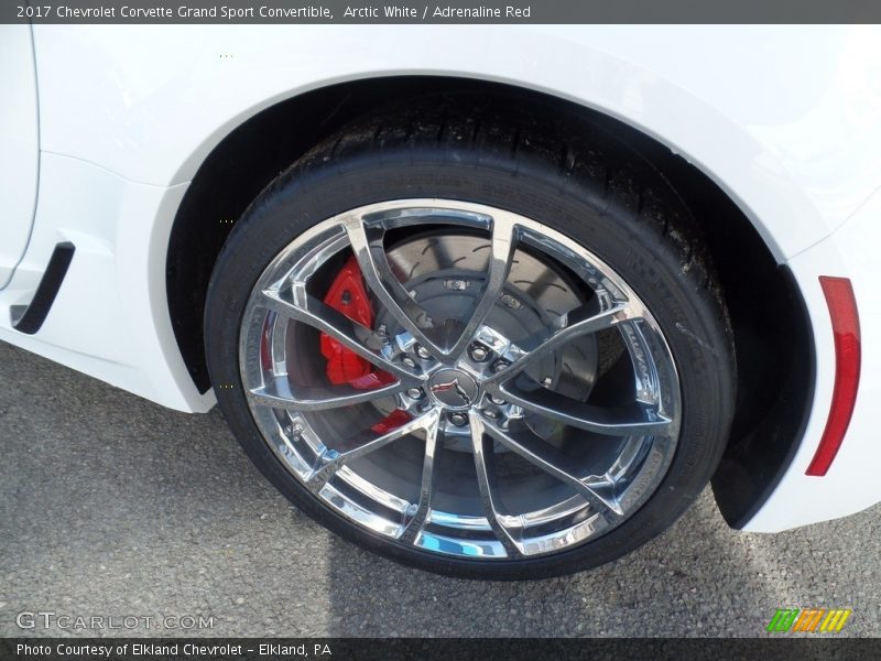 Arctic White / Adrenaline Red 2017 Chevrolet Corvette Grand Sport Convertible