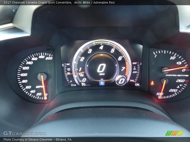 Arctic White / Adrenaline Red 2017 Chevrolet Corvette Grand Sport Convertible