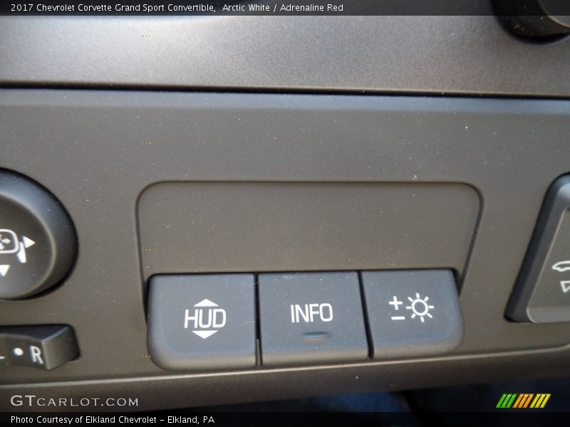 Arctic White / Adrenaline Red 2017 Chevrolet Corvette Grand Sport Convertible
