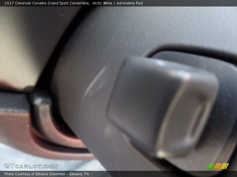 Arctic White / Adrenaline Red 2017 Chevrolet Corvette Grand Sport Convertible