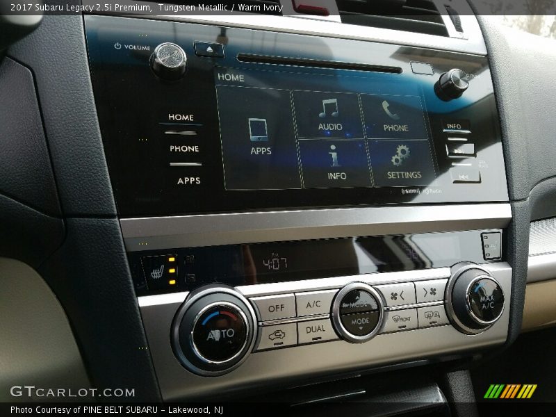 Tungsten Metallic / Warm Ivory 2017 Subaru Legacy 2.5i Premium