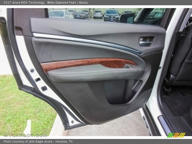 White Diamond Pearl / Ebony 2017 Acura MDX Technology