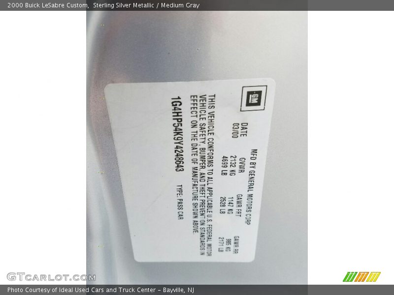 Sterling Silver Metallic / Medium Gray 2000 Buick LeSabre Custom