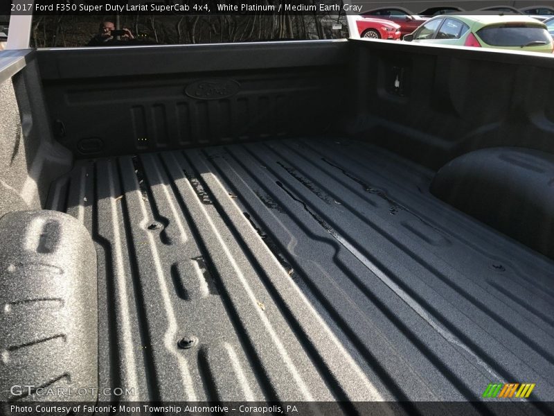 White Platinum / Medium Earth Gray 2017 Ford F350 Super Duty Lariat SuperCab 4x4