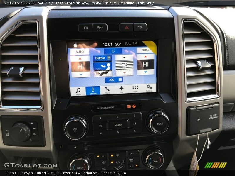 Controls of 2017 F350 Super Duty Lariat SuperCab 4x4