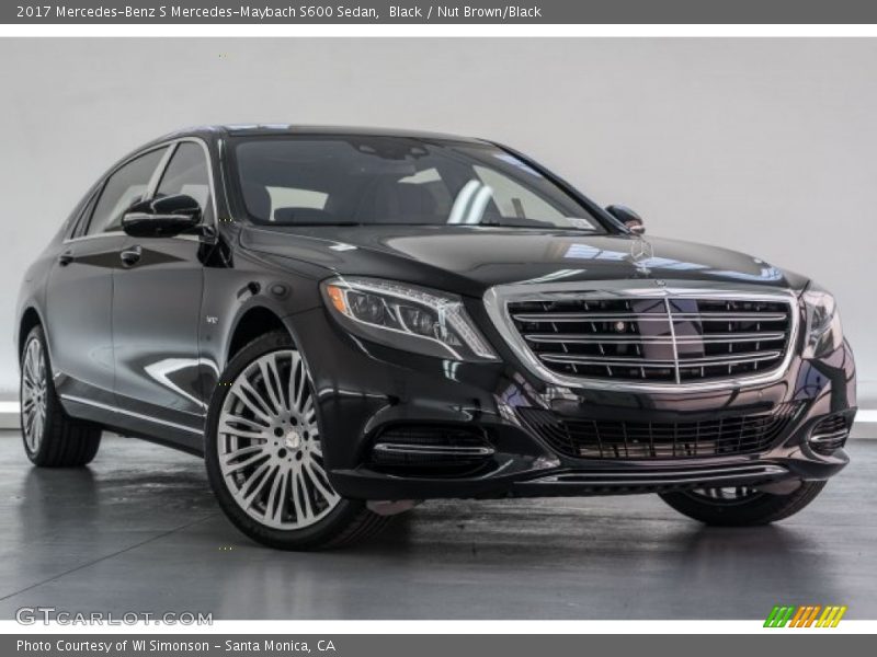 Front 3/4 View of 2017 S Mercedes-Maybach S600 Sedan