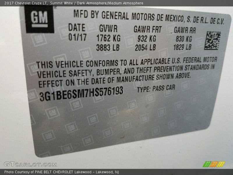 Summit White / Dark Atmosphere/Medium Atmosphere 2017 Chevrolet Cruze LT