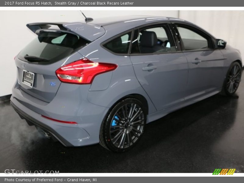 Stealth Gray / Charcoal Black Recaro Leather 2017 Ford Focus RS Hatch