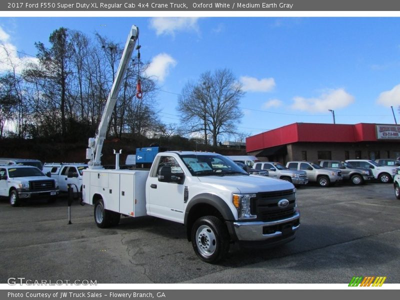 Front 3/4 View of 2017 F550 Super Duty XL Regular Cab 4x4 Crane Truck