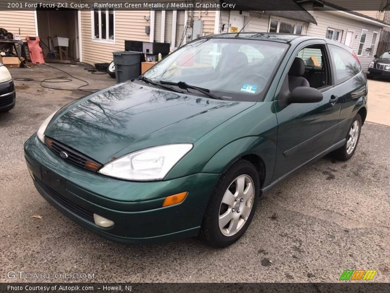 Front 3/4 View of 2001 Focus ZX3 Coupe