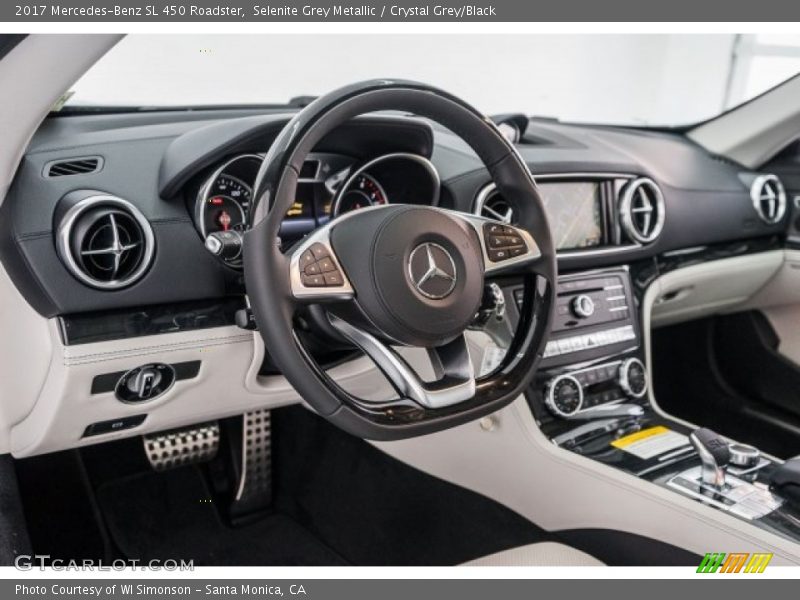 Dashboard of 2017 SL 450 Roadster