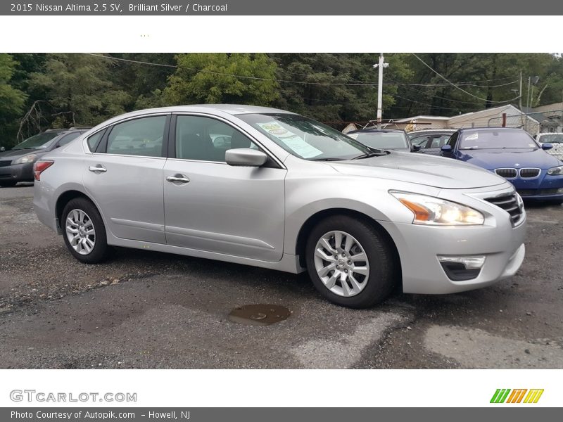 Brilliant Silver / Charcoal 2015 Nissan Altima 2.5 SV