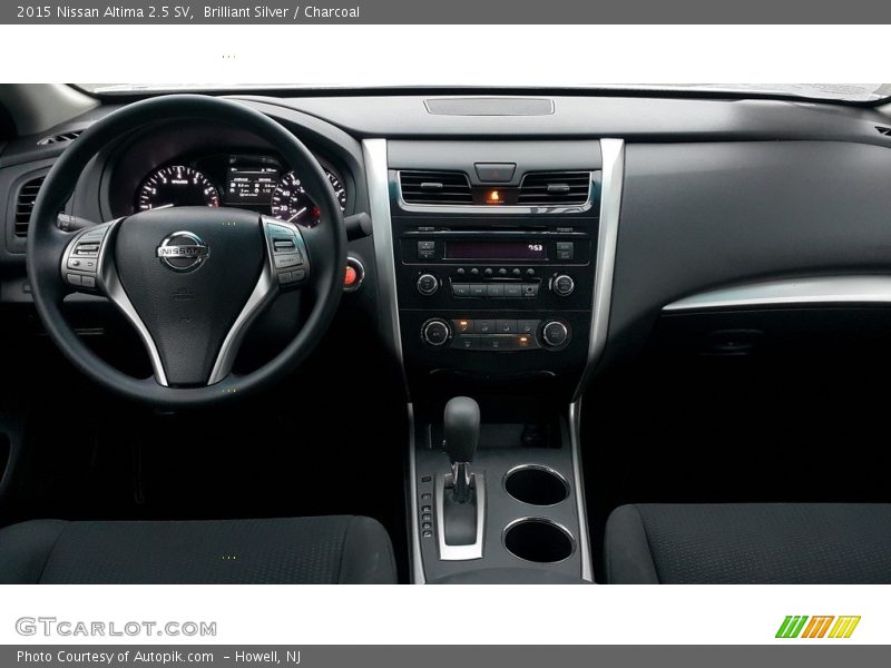Brilliant Silver / Charcoal 2015 Nissan Altima 2.5 SV