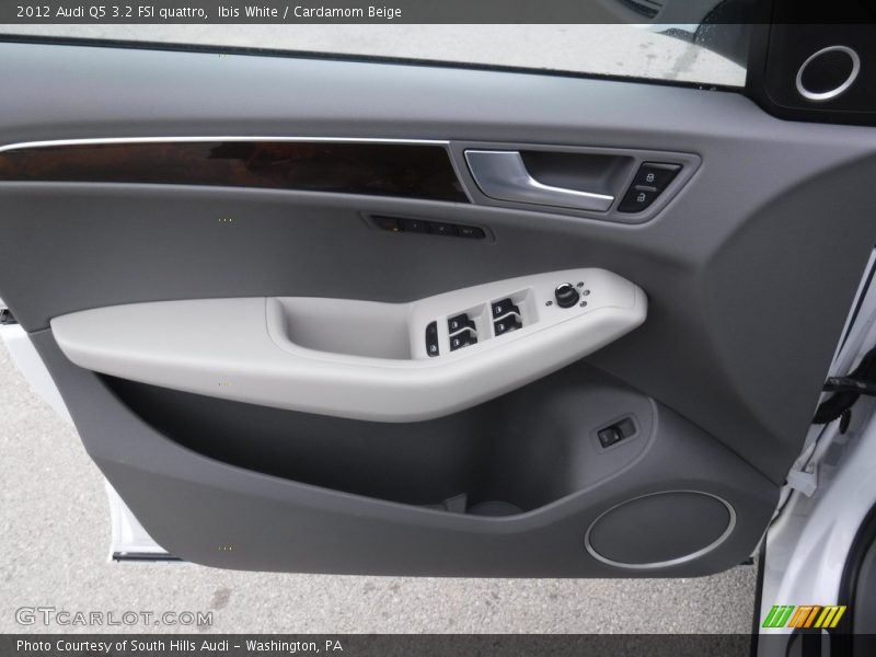 Ibis White / Cardamom Beige 2012 Audi Q5 3.2 FSI quattro