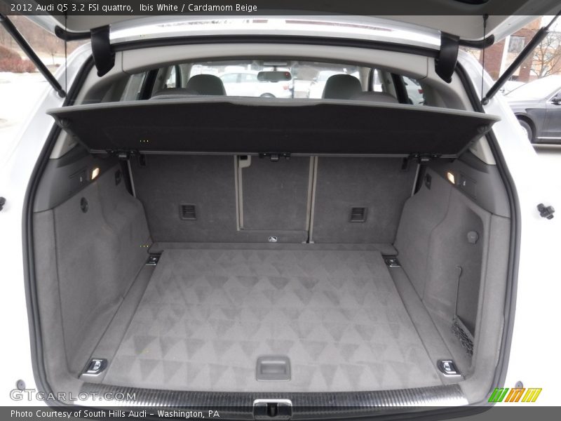 Ibis White / Cardamom Beige 2012 Audi Q5 3.2 FSI quattro