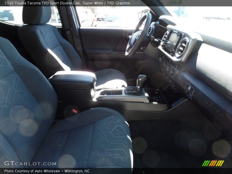 Super White / TRD Graphite 2016 Toyota Tacoma TRD Sport Double Cab