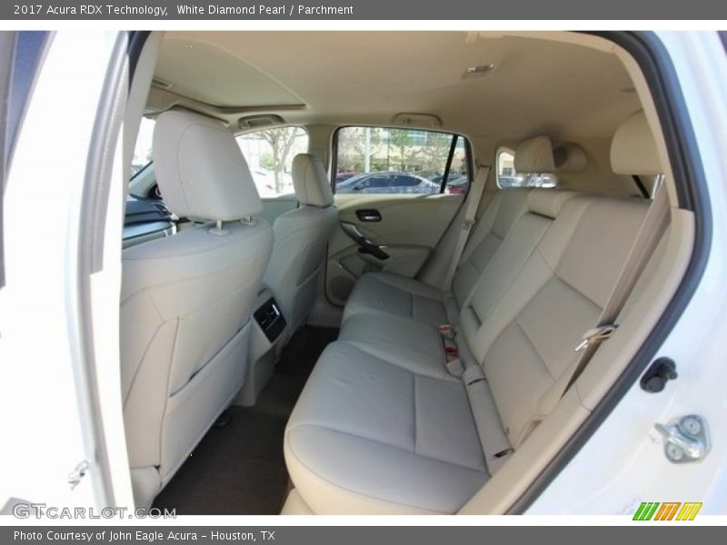 White Diamond Pearl / Parchment 2017 Acura RDX Technology