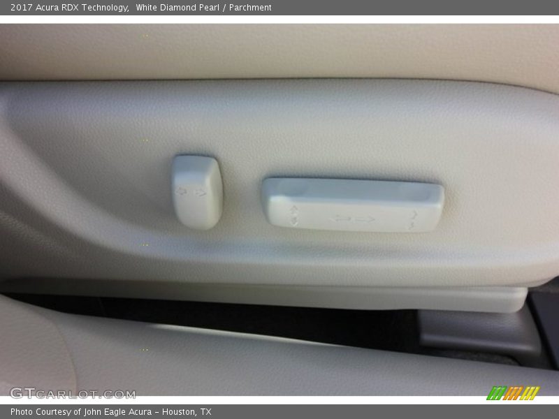 White Diamond Pearl / Parchment 2017 Acura RDX Technology