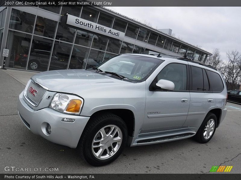 Silver Mist Metallic / Light Gray 2007 GMC Envoy Denali 4x4