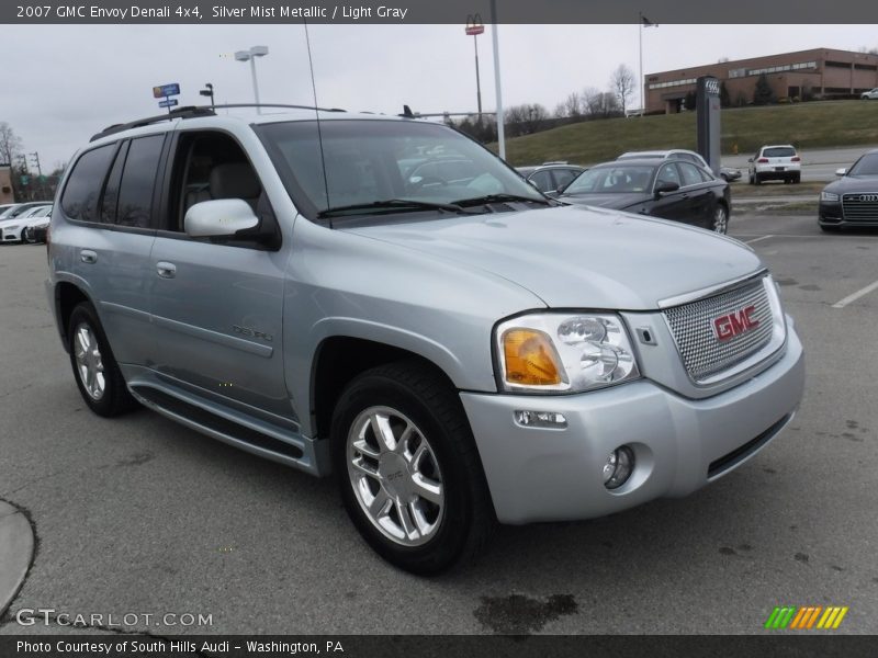 Silver Mist Metallic / Light Gray 2007 GMC Envoy Denali 4x4