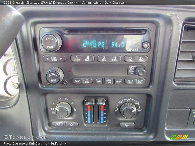 Summit White / Dark Charcoal 2003 Chevrolet Silverado 1500 LS Extended Cab 4x4