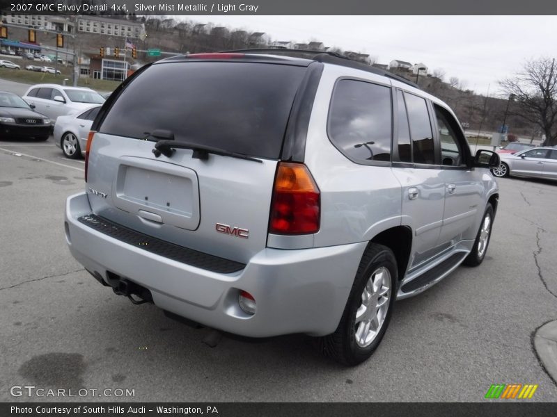 Silver Mist Metallic / Light Gray 2007 GMC Envoy Denali 4x4