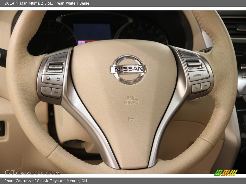 2014 Altima 2.5 SL Steering Wheel