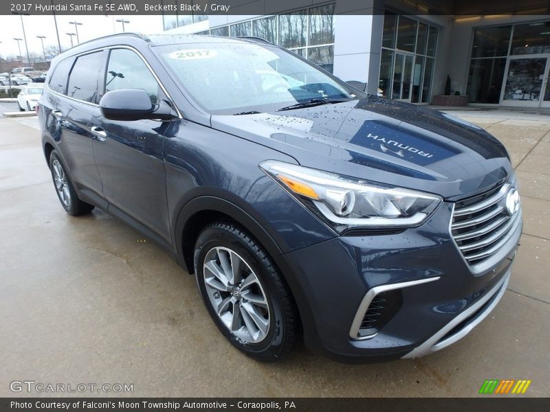 Becketts Black / Gray 2017 Hyundai Santa Fe SE AWD