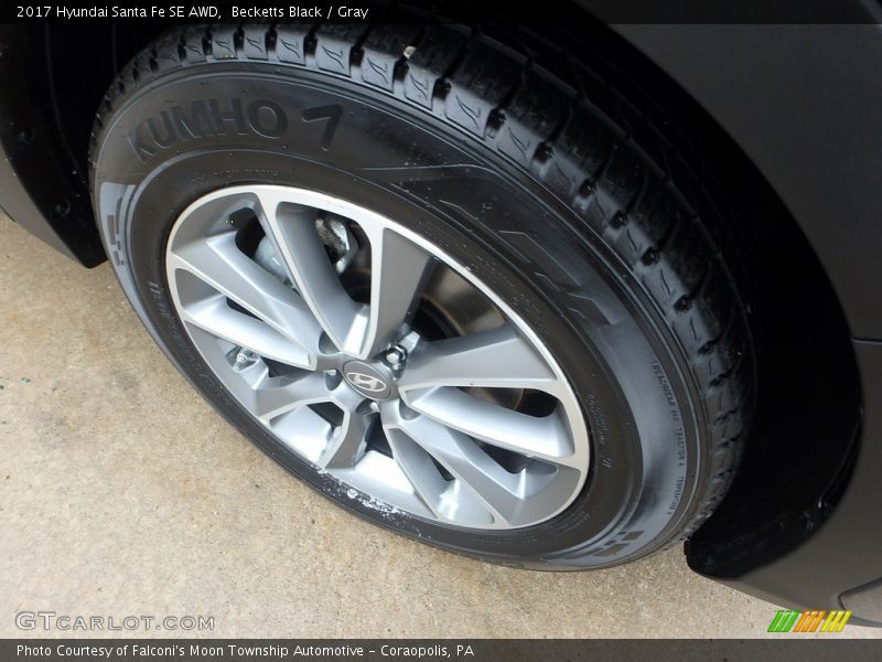 Becketts Black / Gray 2017 Hyundai Santa Fe SE AWD