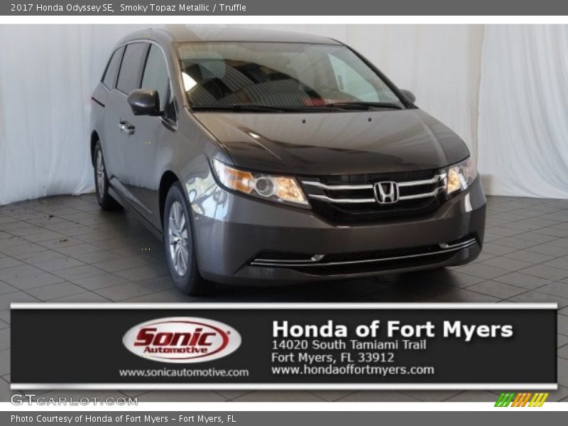 Smoky Topaz Metallic / Truffle 2017 Honda Odyssey SE