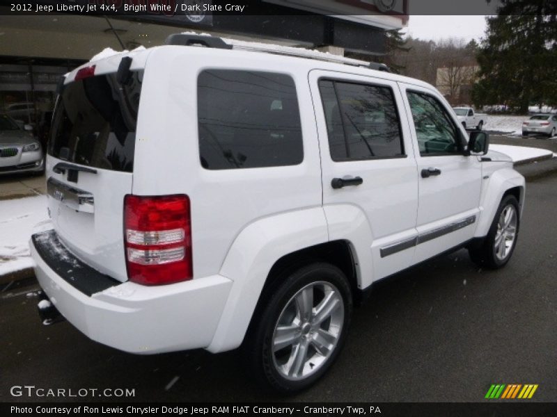 Bright White / Dark Slate Gray 2012 Jeep Liberty Jet 4x4