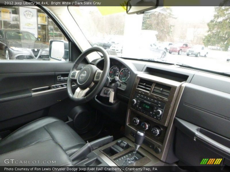 Bright White / Dark Slate Gray 2012 Jeep Liberty Jet 4x4