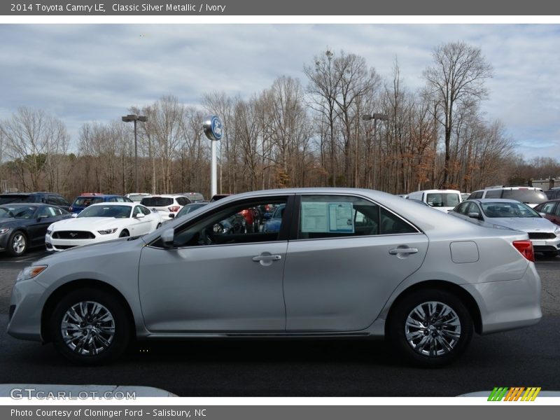 Classic Silver Metallic / Ivory 2014 Toyota Camry LE