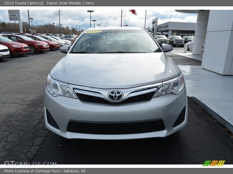 Classic Silver Metallic / Ivory 2014 Toyota Camry LE