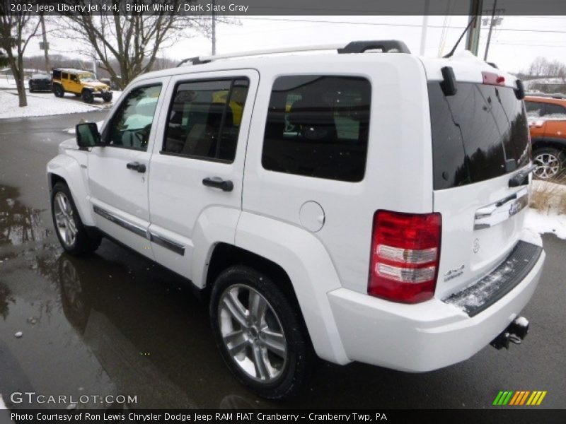 Bright White / Dark Slate Gray 2012 Jeep Liberty Jet 4x4