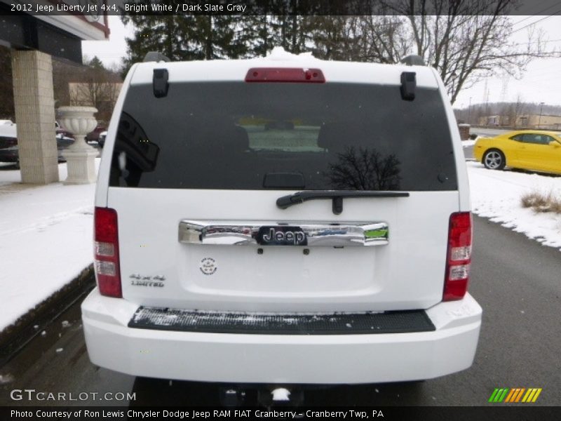 Bright White / Dark Slate Gray 2012 Jeep Liberty Jet 4x4